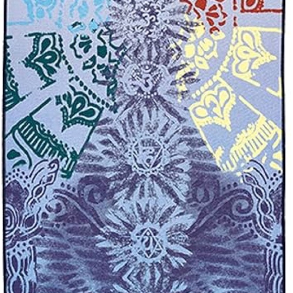 manduka Yogitoes Blue and White Skidless Yoga Mat Towel - Picture 3 of 4
